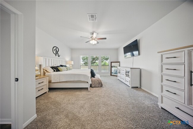 Building Photo - 711 Saddlehorn Dr