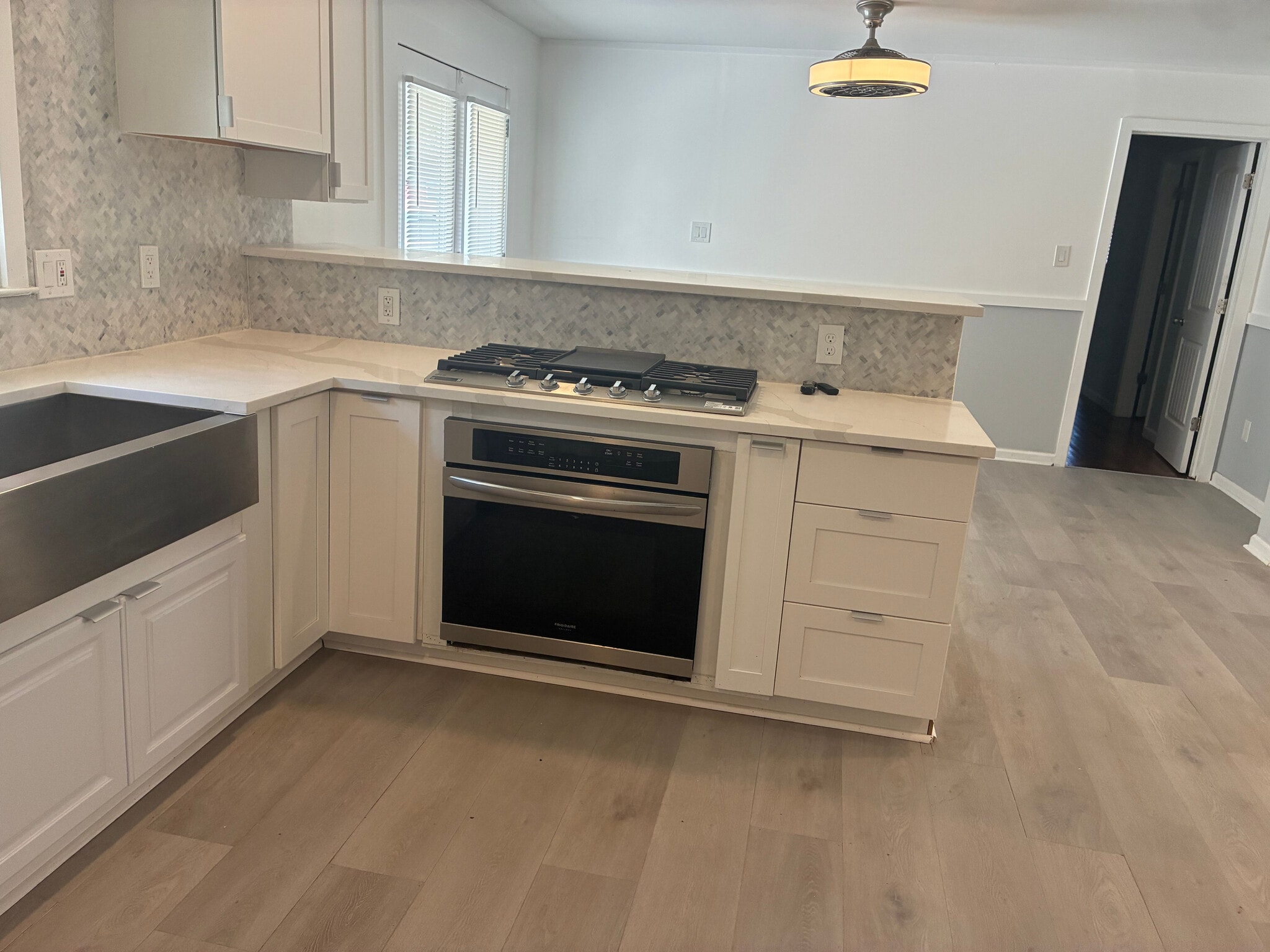 Building Photo - Room in Duplex on Union Rd SW