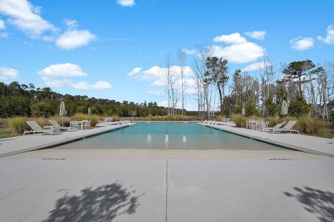 Building Photo - 268 Loblolly Ln