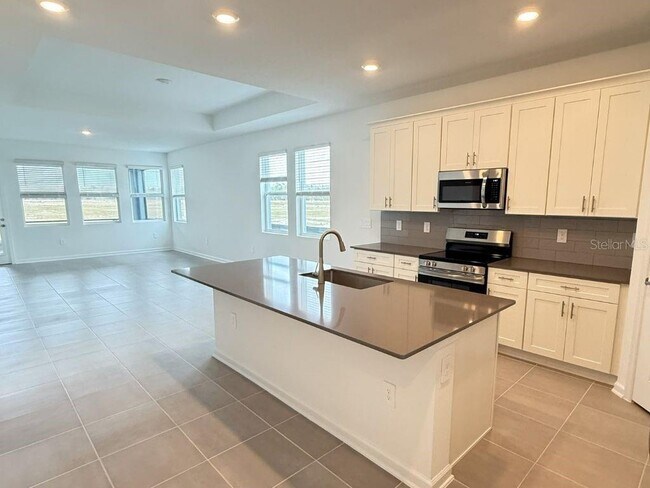 Building Photo - 4505 Ochos Rios Pl