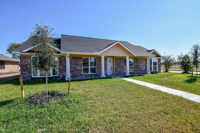 Building Photo - 10402 Kirkhall Dr