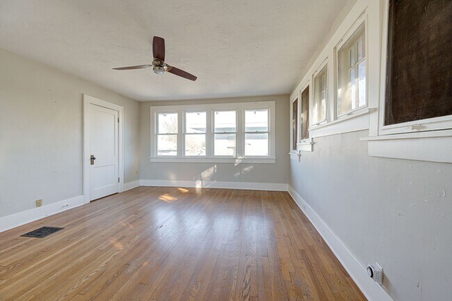 Building Photo - 1019 NW 34th St