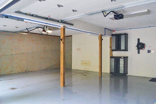 Building Photo - Furnished Golf Course Rental