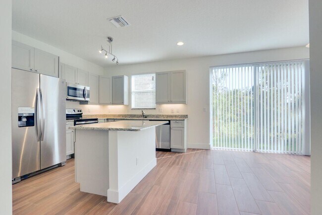Building Photo - 100 Osprey Cir