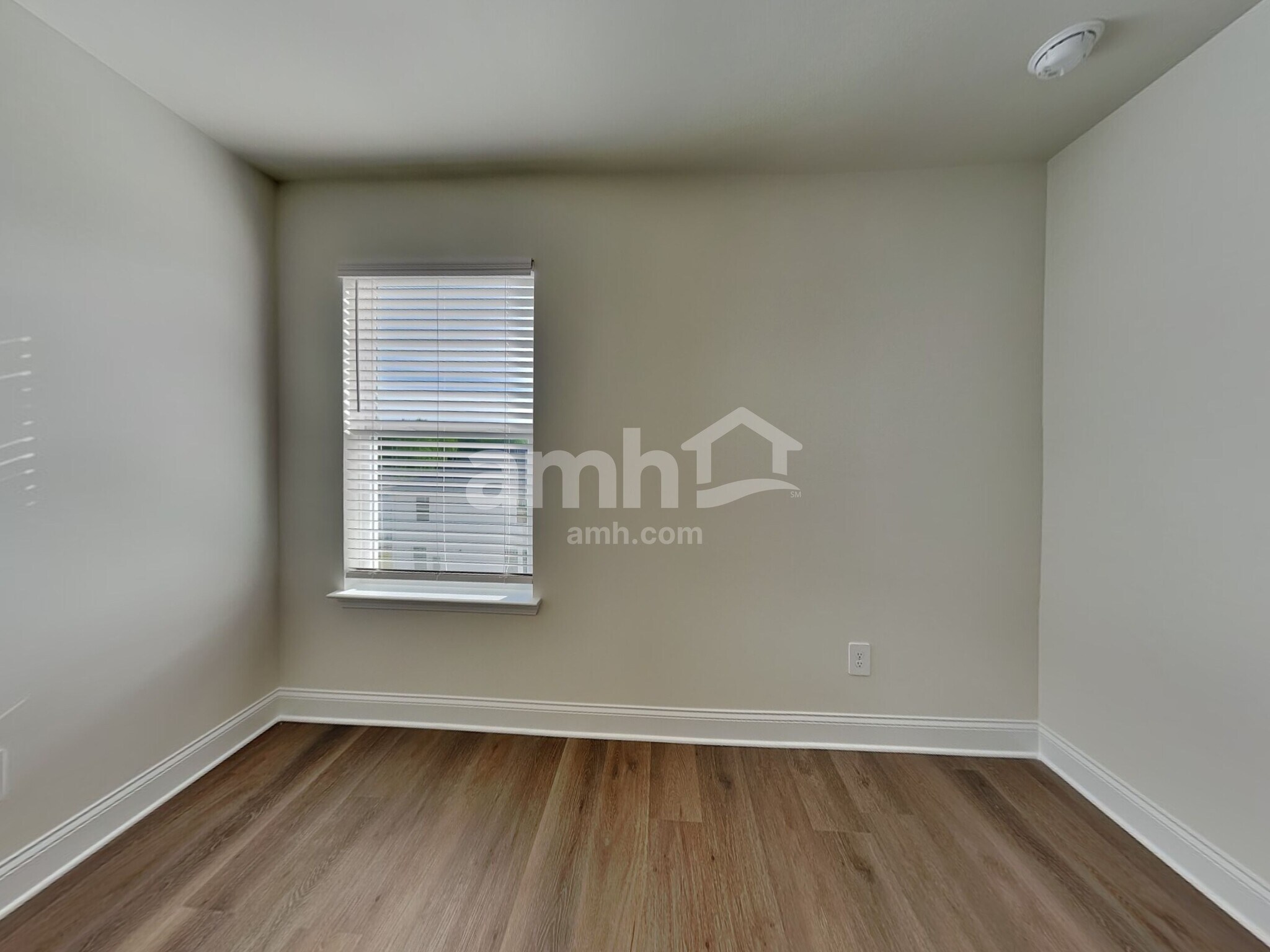 Building Photo - 3307 Emzy Dr