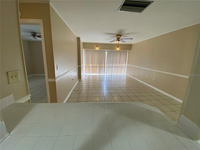 Building Photo - 8602 Huron Ct