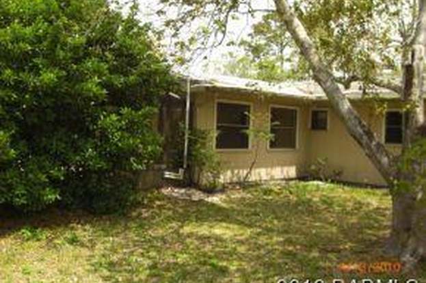 Building Photo - 2904 Sabal Palm Dr