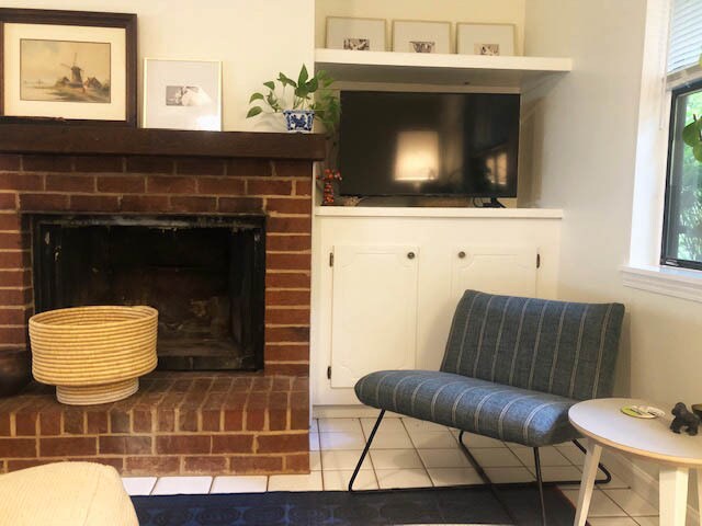 Primary Photo - 120 Wellington Ct