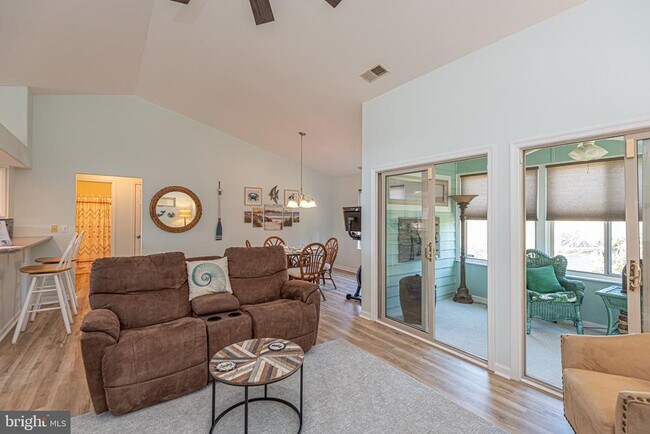 Building Photo - 18565 Orton Cir