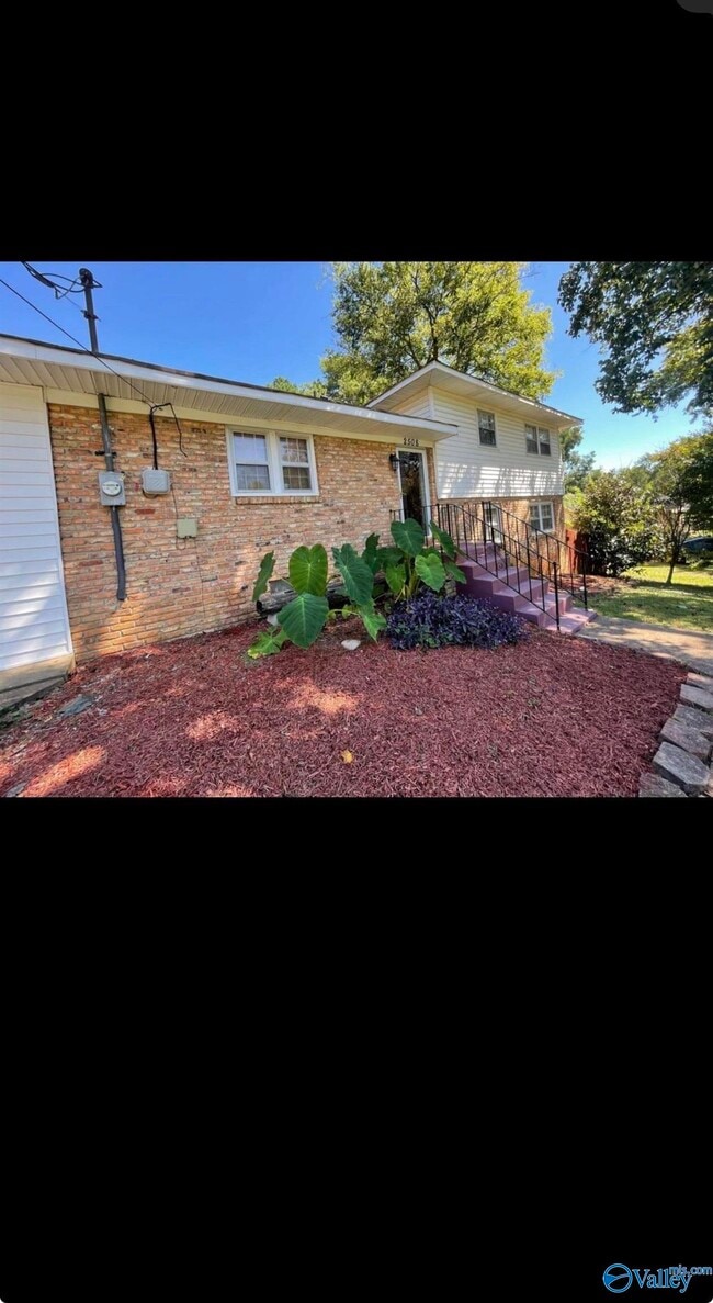 Building Photo - 2508 Trail Ridge Rd NW