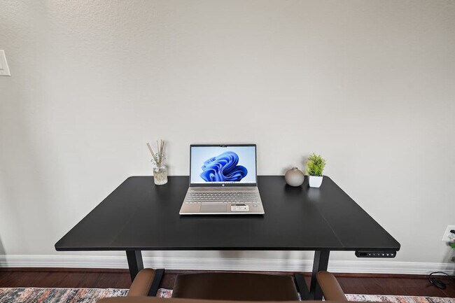 Building Photo - 10605 Enclave Springs Ct