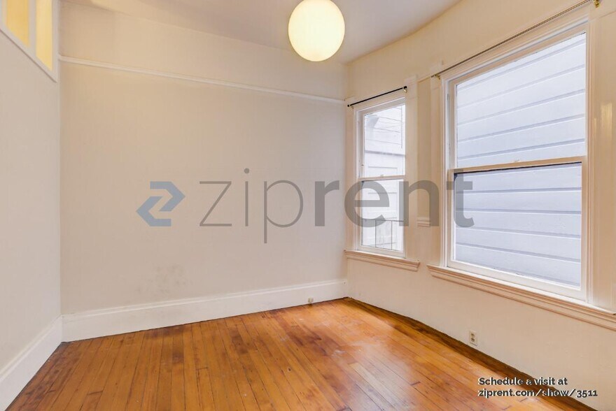 Building Photo - 307 Austin St