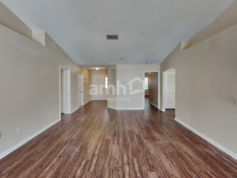 Building Photo - 11134 Lauren Oak Ln