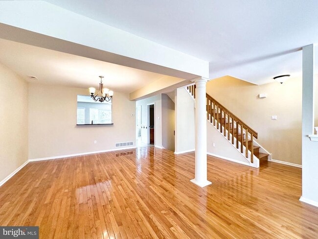 Building Photo - 1702 Old Mill Ct