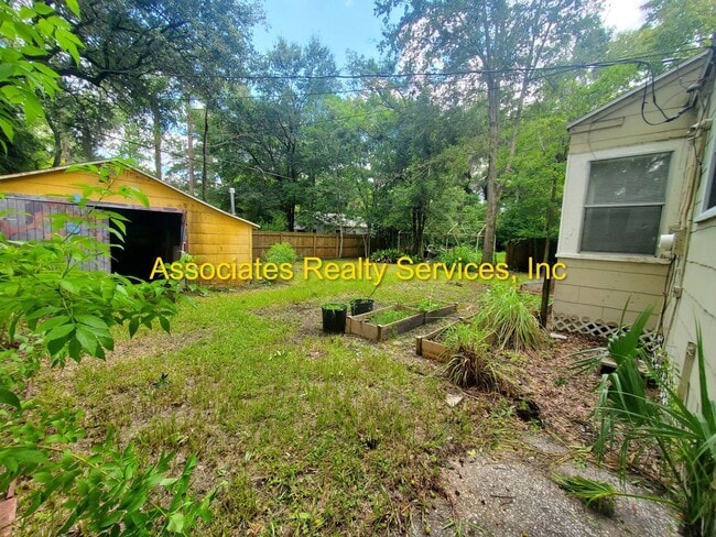 Building Photo - Newly listed!   Must see!  AVAILABLE NOW!
