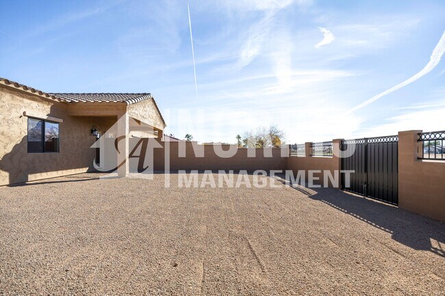 Building Photo - 9301 W Century Dr