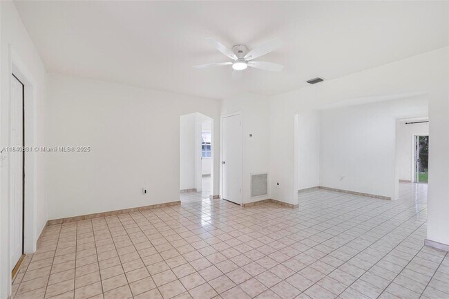 Building Photo - 2360 SW 11th Terrace