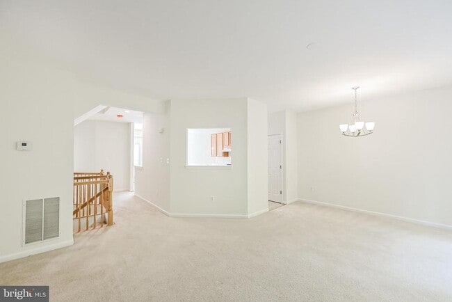 Building Photo - 8373 Millwood Dr