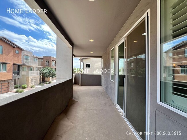 Building Photo - 7055 W Jasper Dr