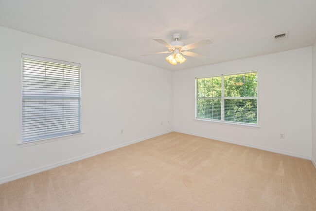 Building Photo - 9750 Parker Lake Cir