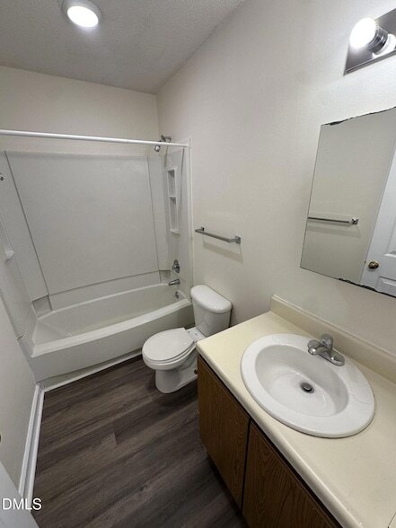 Building Photo - 3502 Ivy Commons Dr