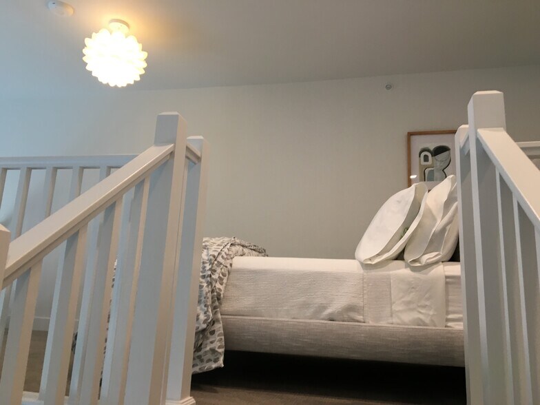 Building Photo - 1898 S Bannock St