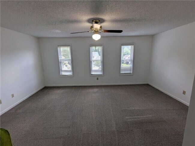 Building Photo - 1767 Mill Ct