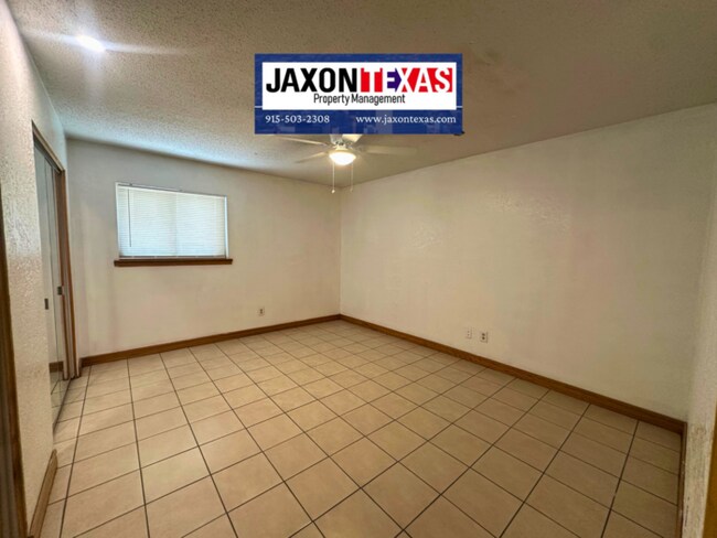 Building Photo - 1067 Villa Linda Way