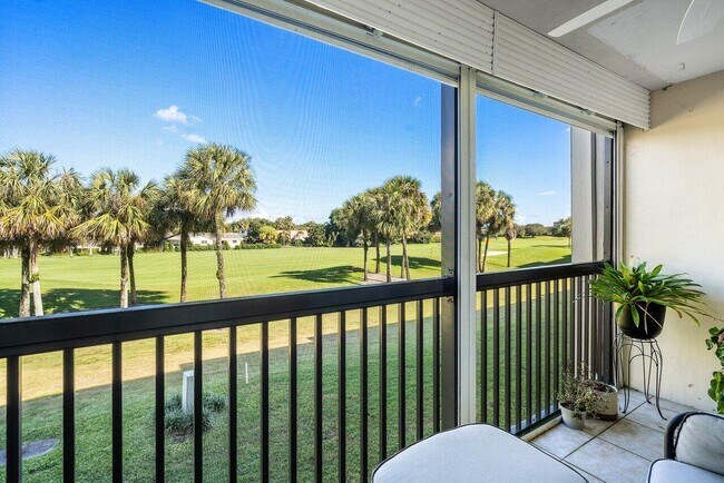 Building Photo - 2420 Deer Creek Country Club Blvd