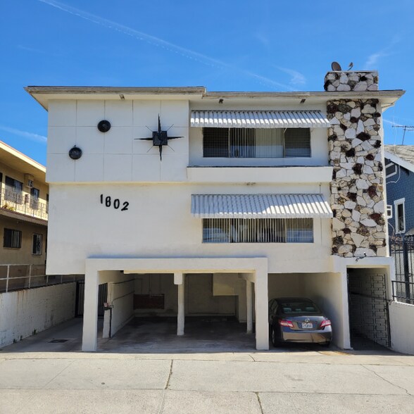 Building Photo - 1802 N Wilton Pl
