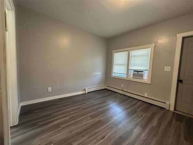Building Photo - 1399 US-44