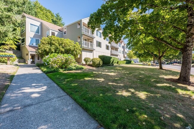 Building Photo - 4152 Providence Point Dr SE