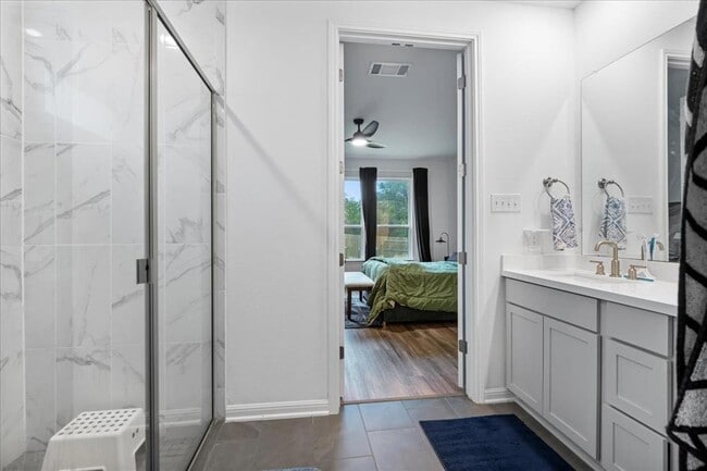 Building Photo - 209 Terra Mnr Trl