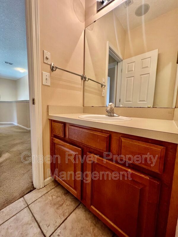Building Photo - 12576 Arrowleaf Ln