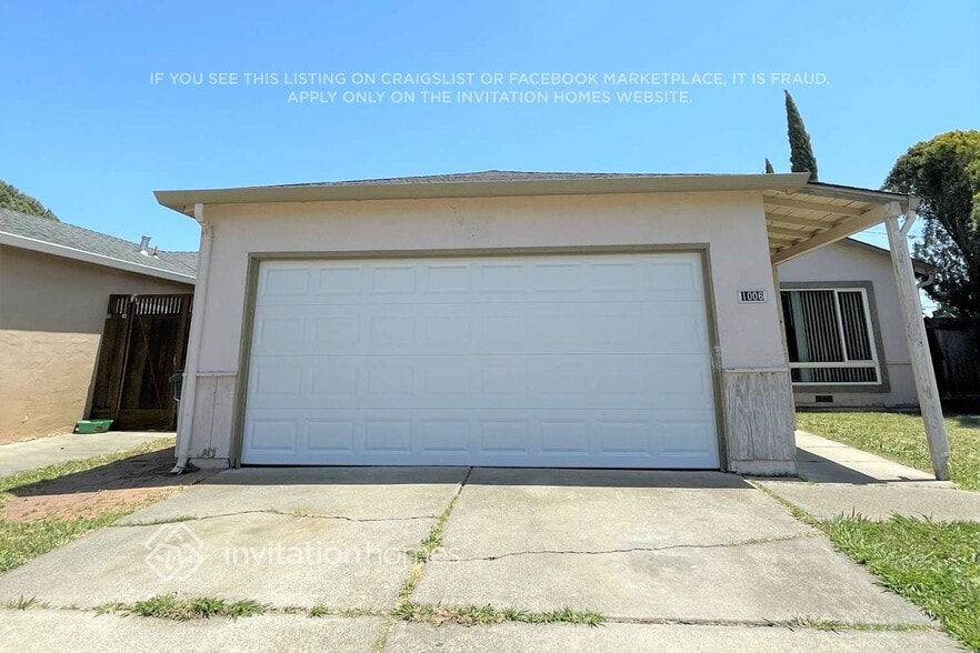 Primary Photo - 1006 Eisenhower St