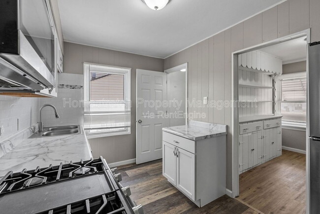Building Photo - 9517 Lydell Dr