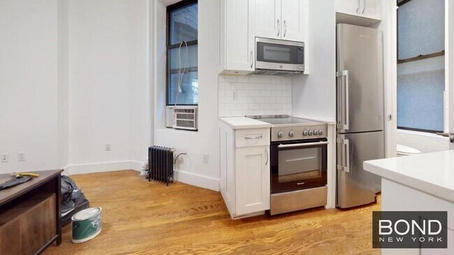 Building Photo - 588 Amsterdam Ave