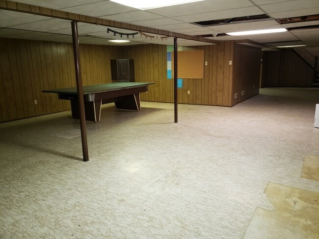 Building Photo - 24694 Creekside Dr