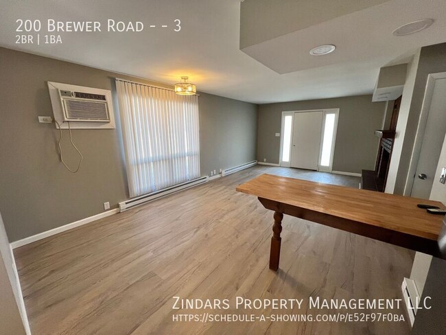 Building Photo - Remodeled 2 Bed 1 Bath Apartment in Danvil...