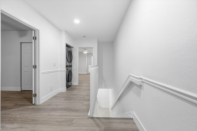 Building Photo - 13380 Georgian Ct