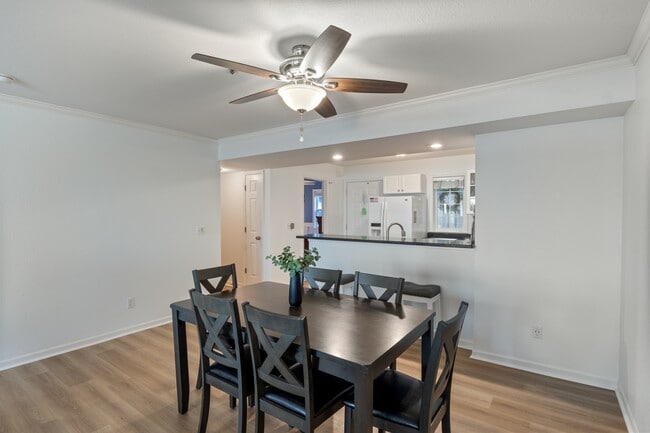 Building Photo - 1407 Harbour Towne Dr