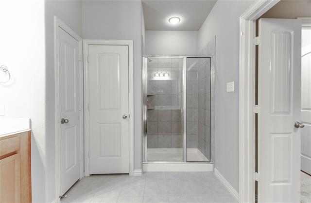 Building Photo - 908 Silver Moon Dr
