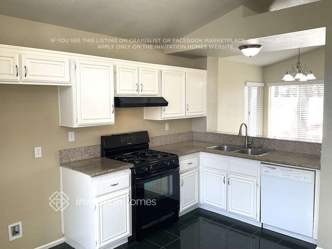 Building Photo - 22355 Spur Brook Dr