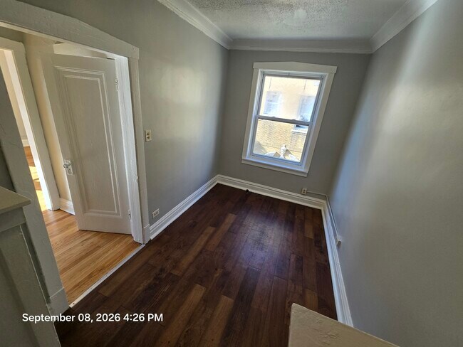 Building Photo - 4747 N Monticello Ave