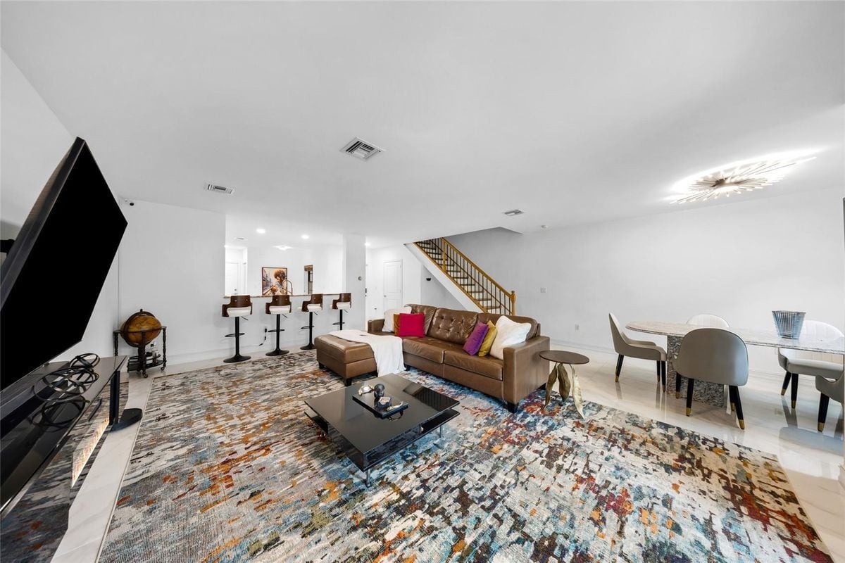 Building Photo - 2900 Hidden Harbour Ct