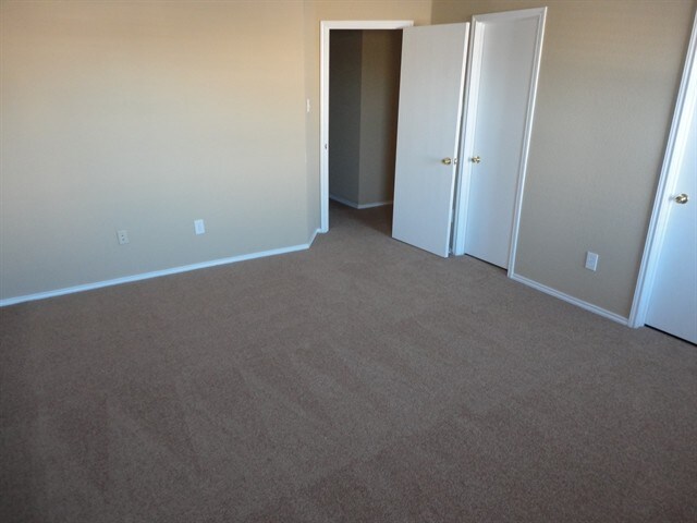 Building Photo - 1409 Ashview Cir