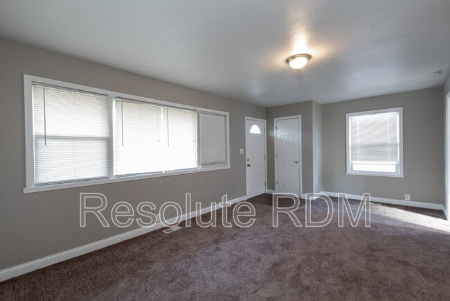 Building Photo - 7955 E 49th St