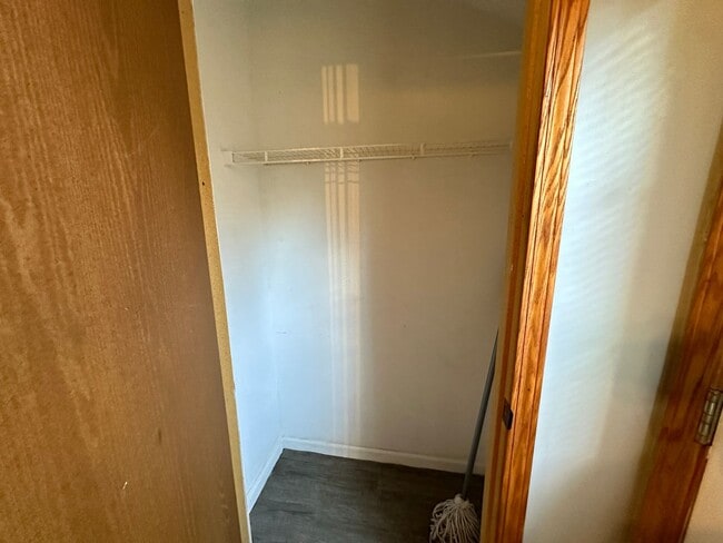 Building Photo - 1922 W Washington- Single Family Home