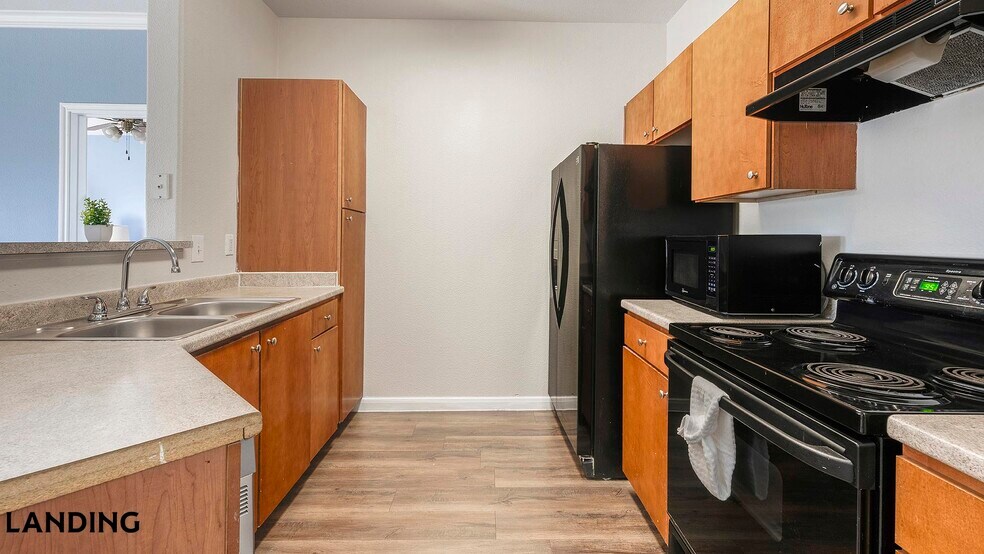 Building Photo - 1215 W Slaughter Ln