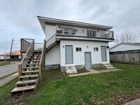 Building Photo - 723 W Jefferson St